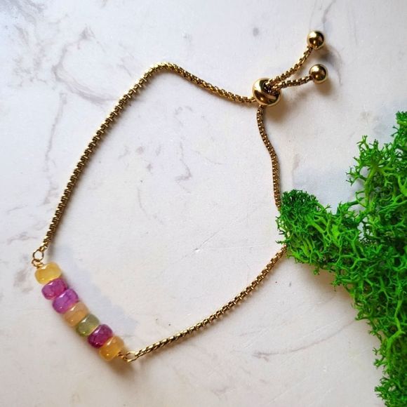 Handmade stainless steel gold tone bracelet - Picture 3 of 3